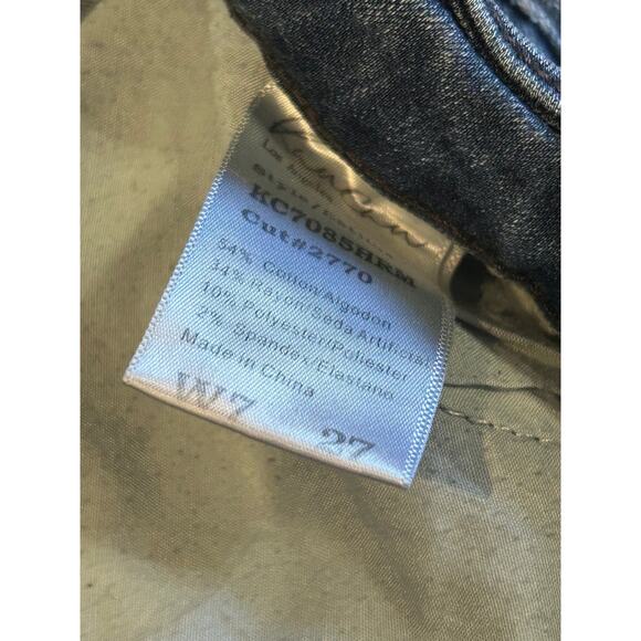 Kancan Jeans Size 27 with 31 inseam Classic Denim Closet Staple - Picture 5 of 7